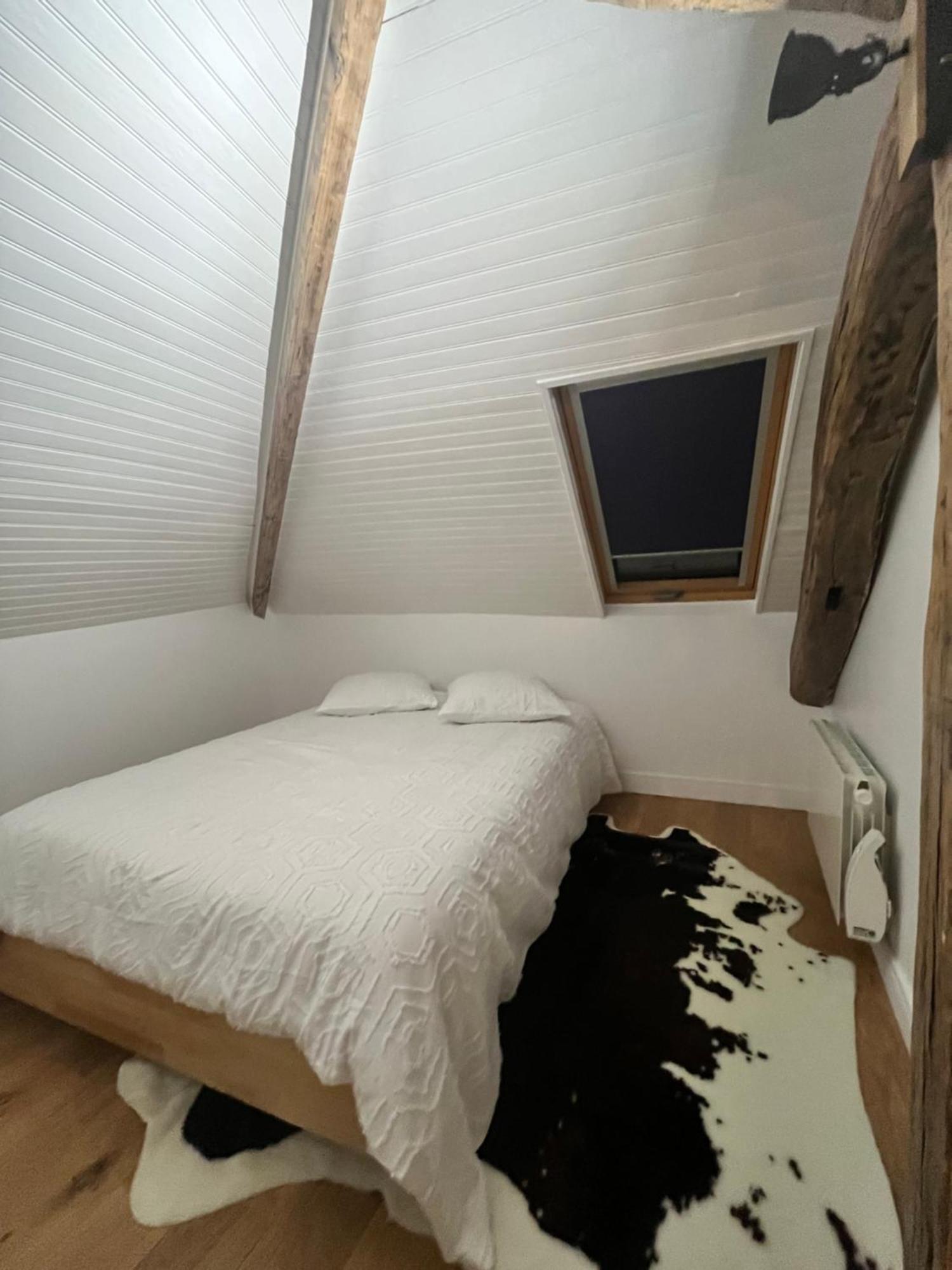 Appartement Aeroport Orly อติส-มงส์ ภายนอก รูปภาพ
